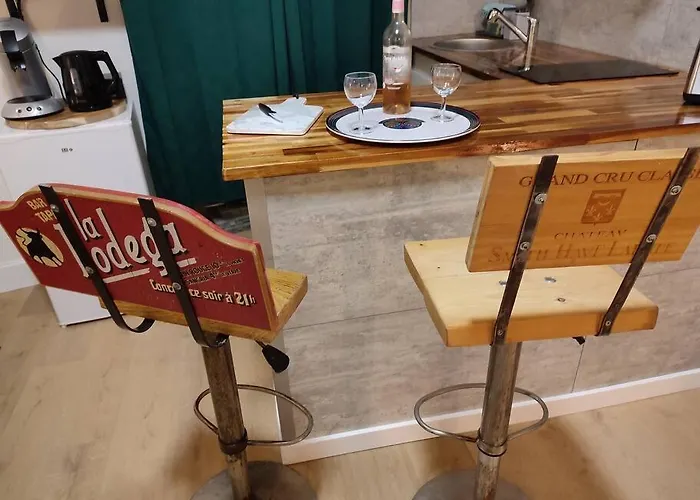 Déco Vintage - 5mn Du Centre - Tv Connectée Appartement