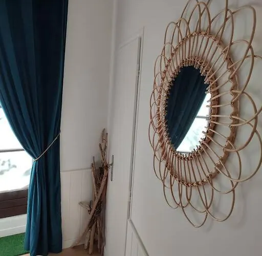 Déco Vintage - 5mn Du Centre - Tv Connectée