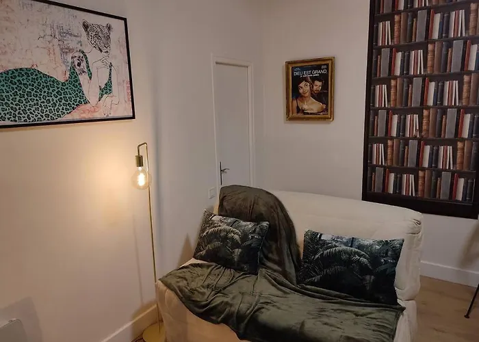 Déco Vintage - 5mn Du Centre - Tv Connectée *